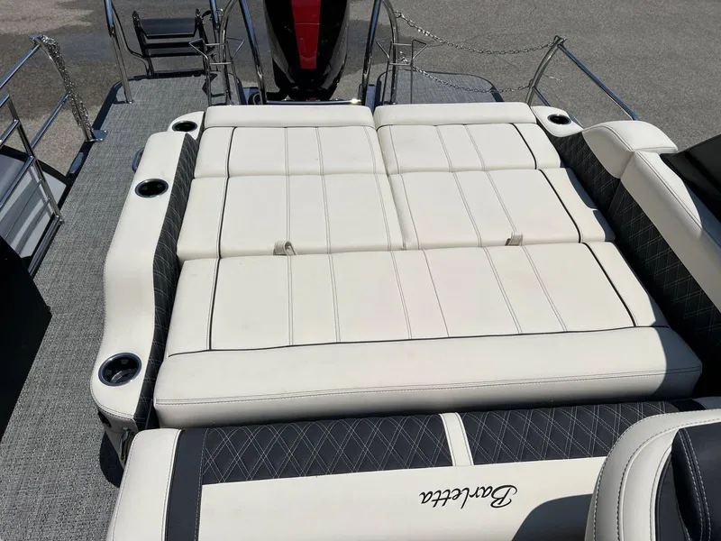 Slide: The Image of Barletta Lusso L25UCA 2026 - 13