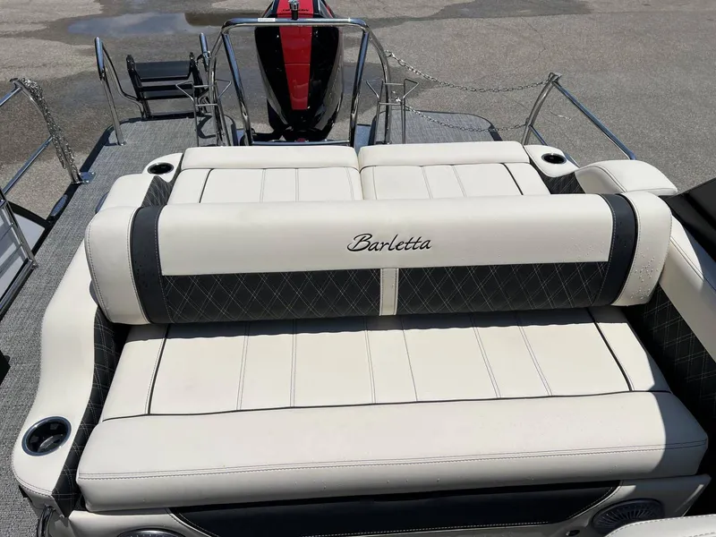 Slide: The Image of Barletta Lusso L25UCA 2026 - 14