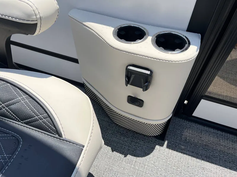 Slide: The Image of Barletta Lusso L25UCA 2026 - 9