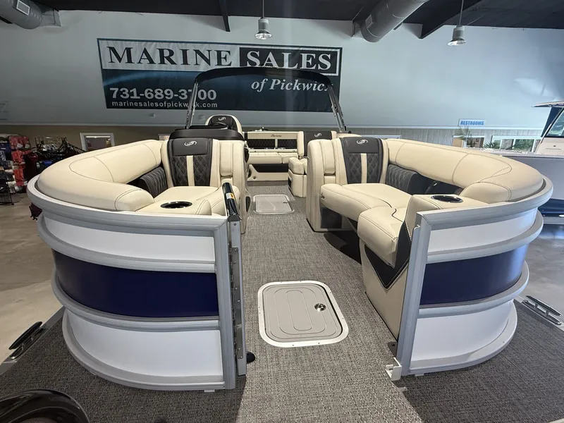 Slide: The Image of Barletta Lusso L23U 2026 - 5