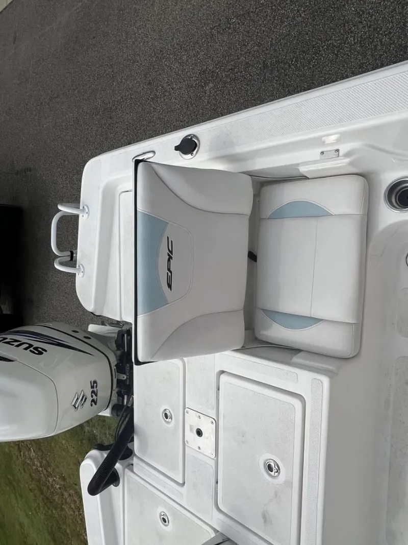 Slide: The Image of Epic 25SC 2015 - 6