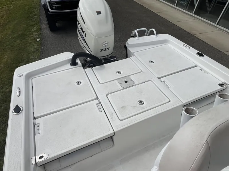 Slide: The Image of Epic 25SC 2015 - 7