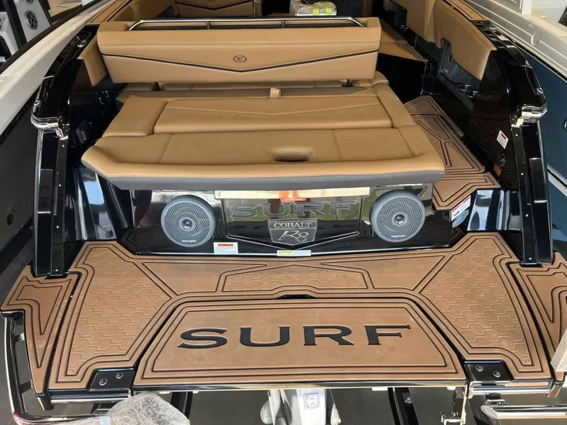 Slide: The Image of Cobalt R8 Surf 2026 - 21