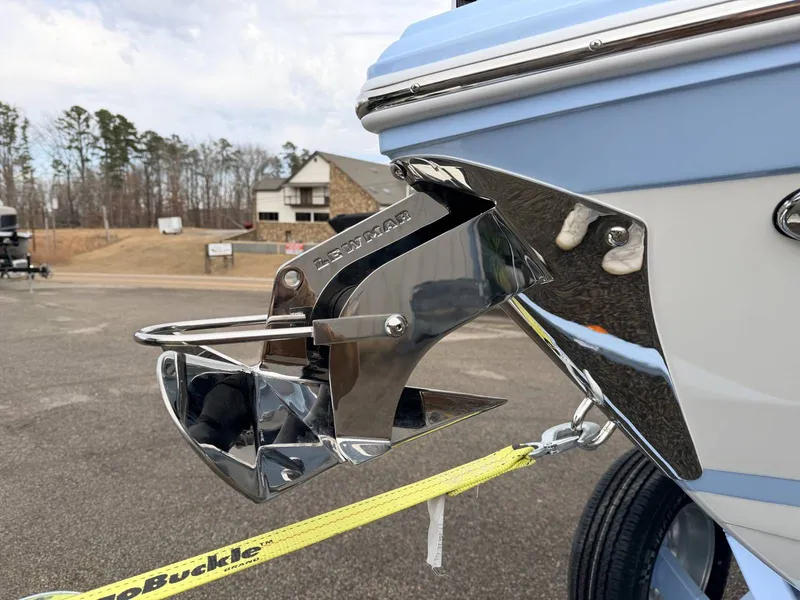 Slide: The Image of Cobalt R8 Surf 2026 - 34