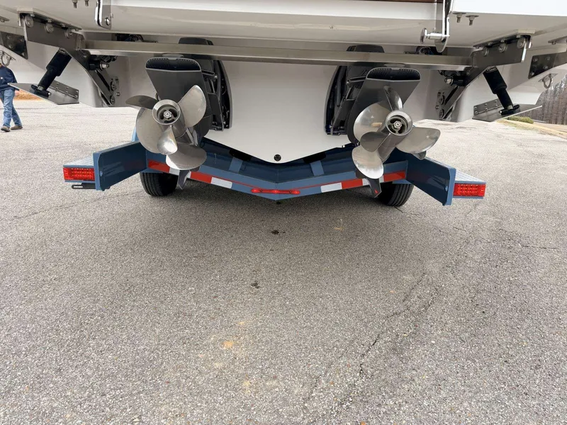 Slide: The Image of Cobalt R33 2023 - 26