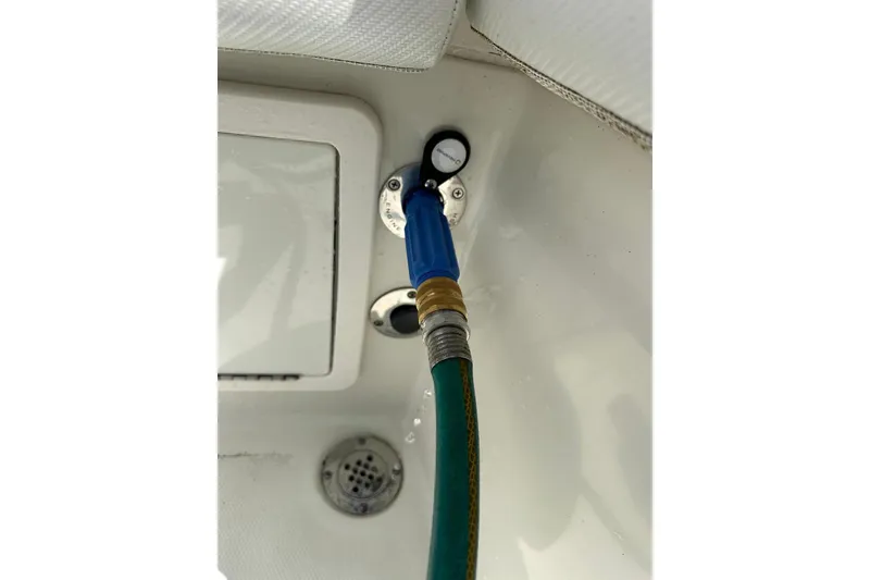 Slide: The Image of Water connection on a 2017 Hydra-Sports 4200 Siesta boat. - 22