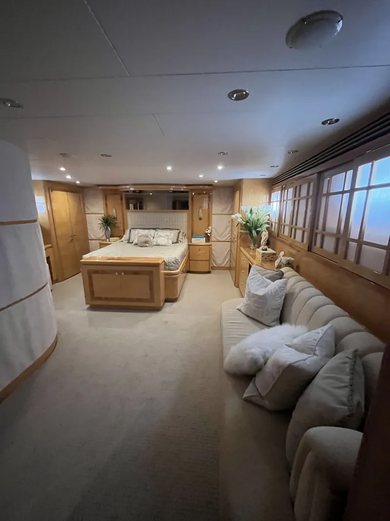 Slide: The Image of Hargrave 68 2004 - 27