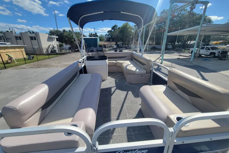 Slide: The Image of 2015 Sun Tracker Party Barge 16 DLX pontoon boat with spacious seating and canopy. - 6