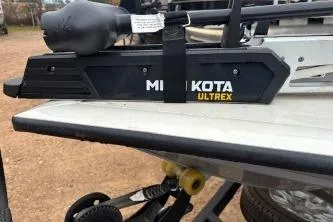 Slide: The Image of 2023 Tracker Pro Team 195 TXW with Minn Kota Ultrex trolling motor. - 11