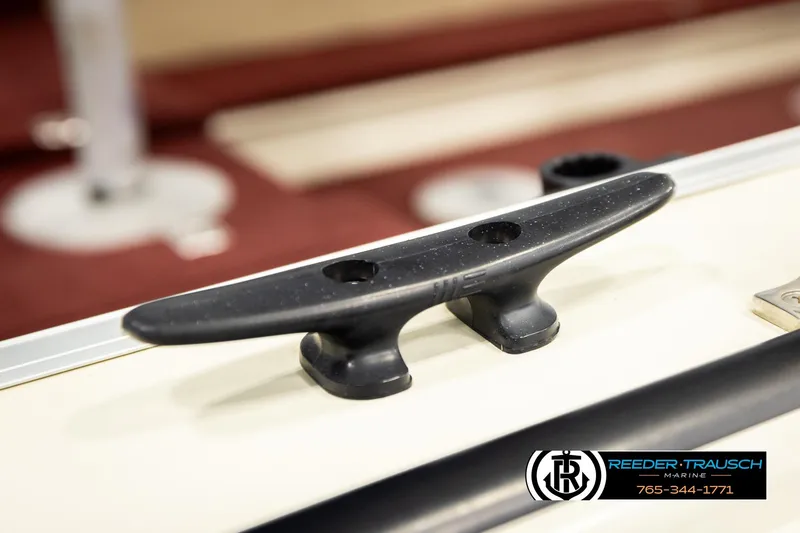 Slide: The Image of 1999 Lowe Sea Nymph V 179 SCX boat cleat, Reeder-Trausch Marine branding visible. - 52