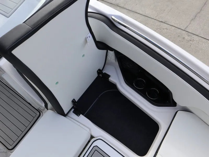 Slide: The Image of Yamaha 252SD 2026 - 22