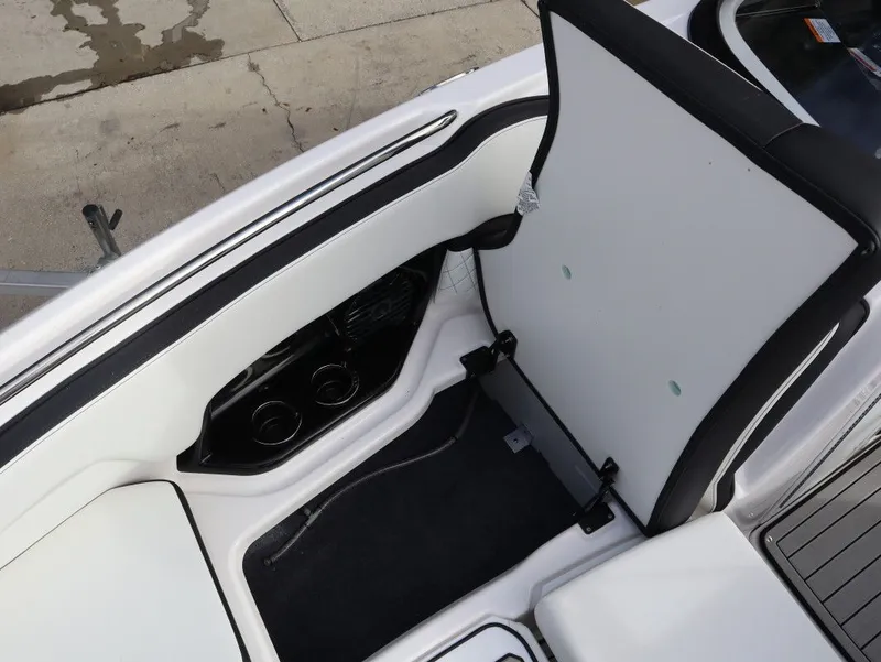 Slide: The Image of Yamaha 252SD 2026 - 23