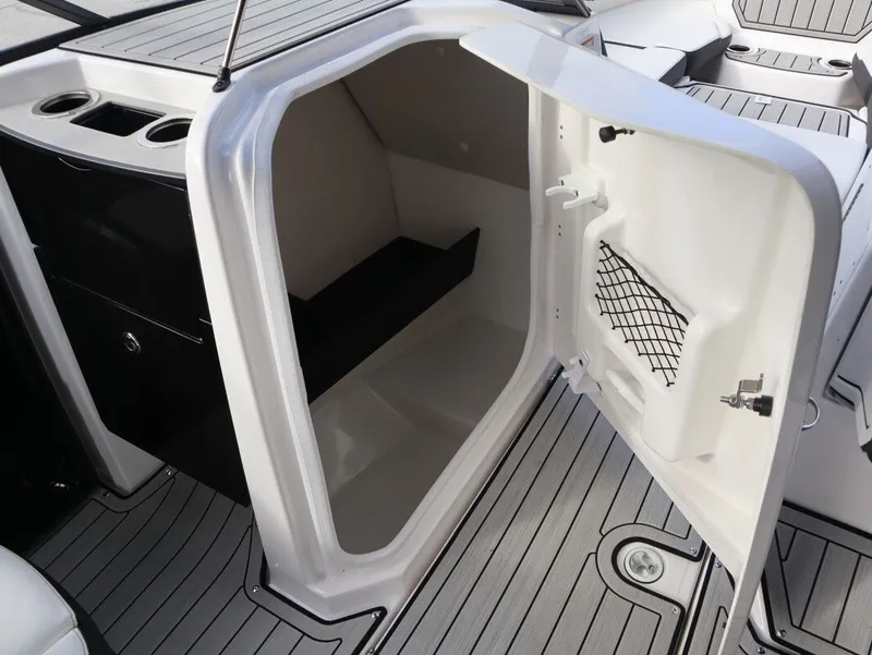 Slide: The Image of Yamaha 252SD 2026 - 25