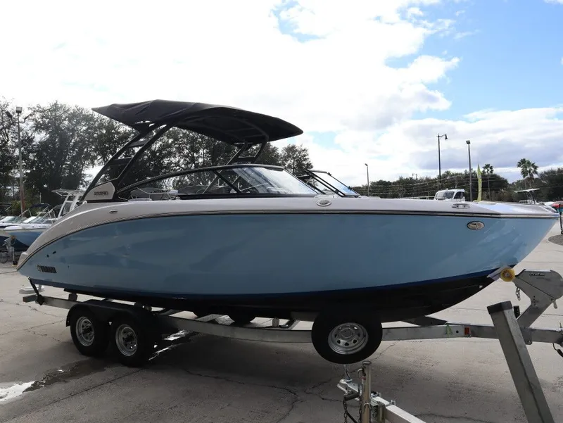 Slide: The Image of Yamaha 252SD 2026 - 5