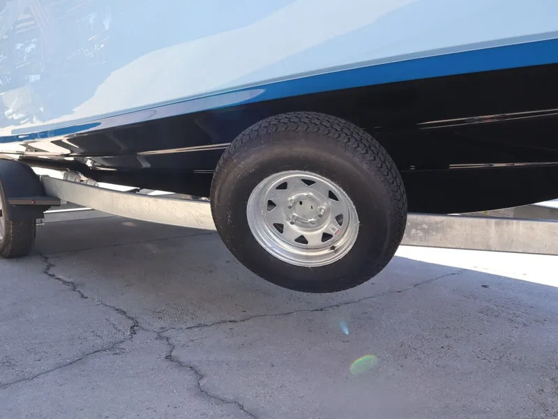 Slide: The Image of Yamaha 252SE 2026 - 16