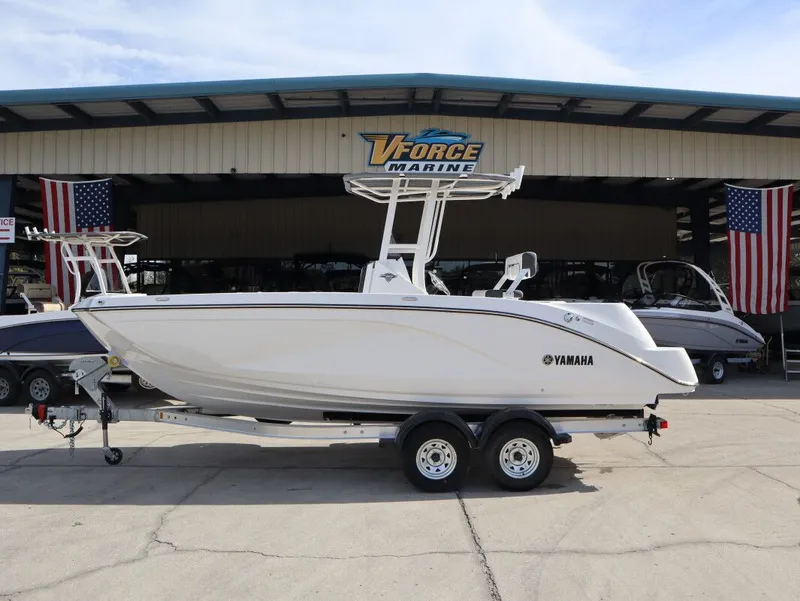 The Image of Yamaha 220 FSH Sport 2026 - 1