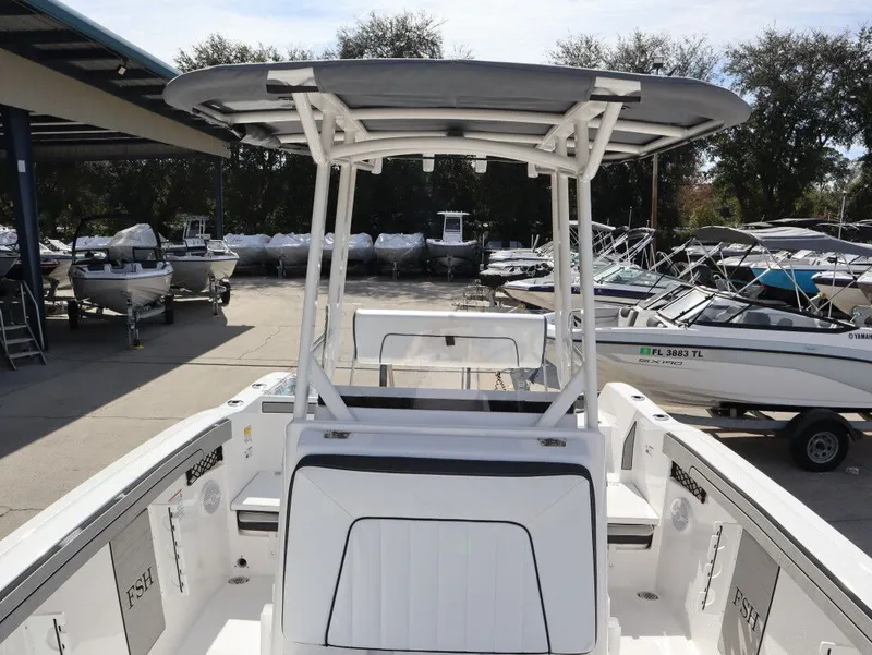 Slide: The Image of Yamaha 220 FSH Sport 2026 - 21