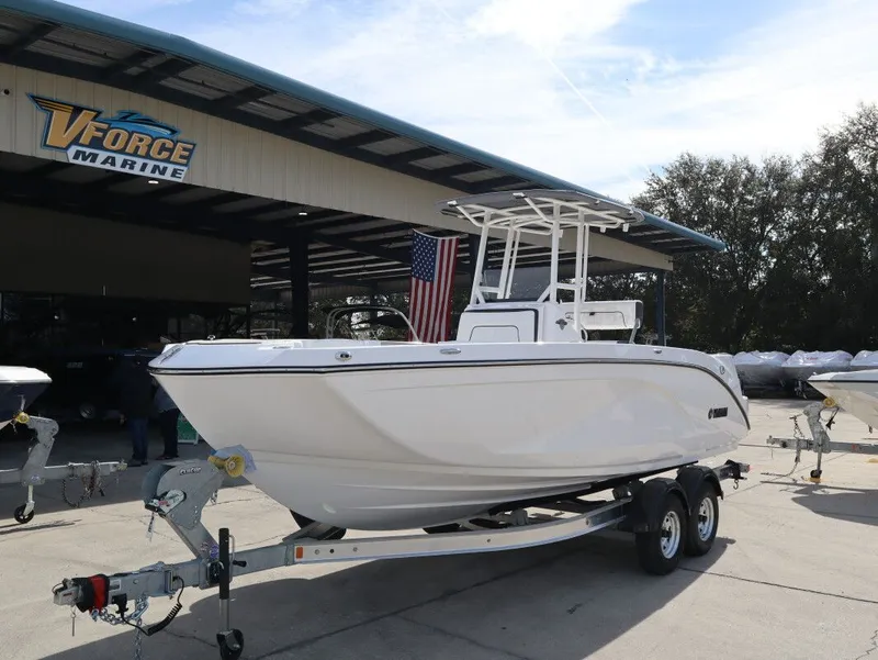 Slide: The Image of Yamaha 220 FSH Sport 2026 - 3