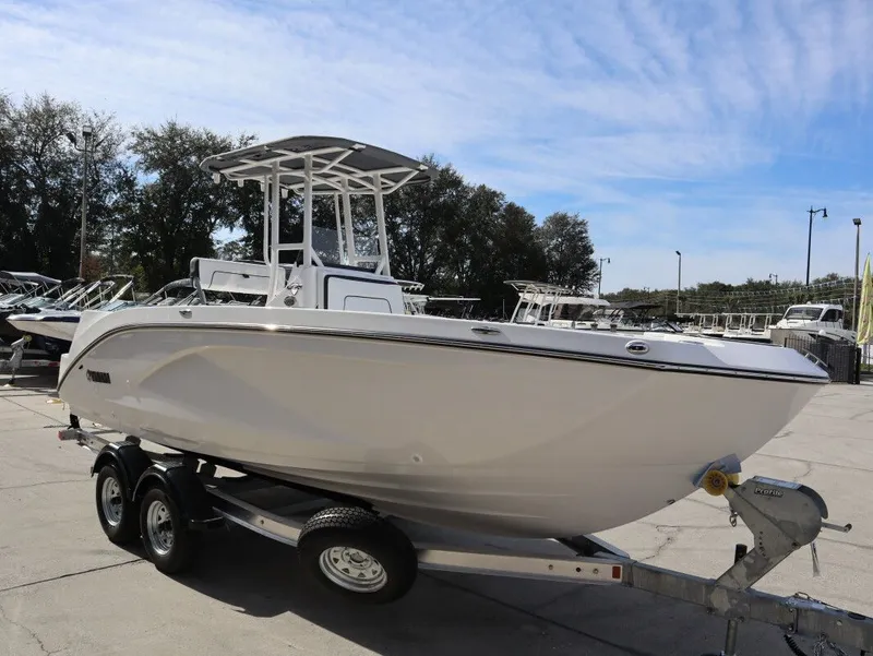 Slide: The Image of Yamaha 220 FSH Sport 2026 - 4