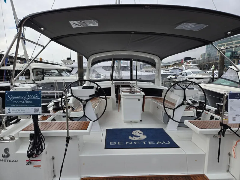 Slide: The Image of Sailboat for sale Seattle - 2