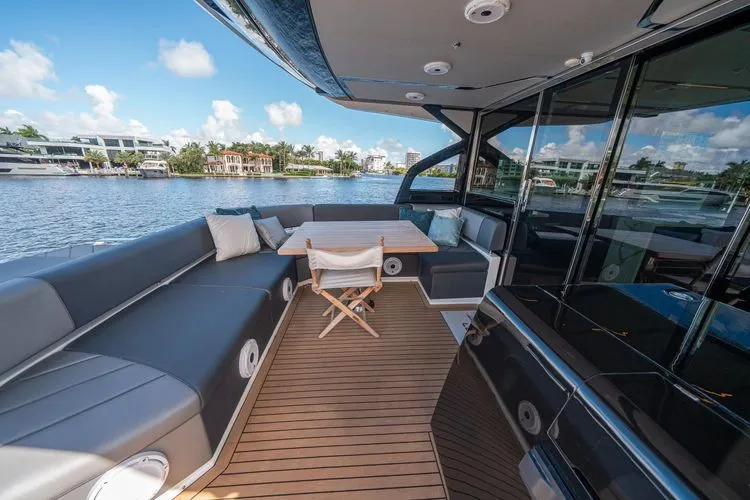 Slide: The Image of 2022 Sunseeker Predator 65 - Image 13 - 13