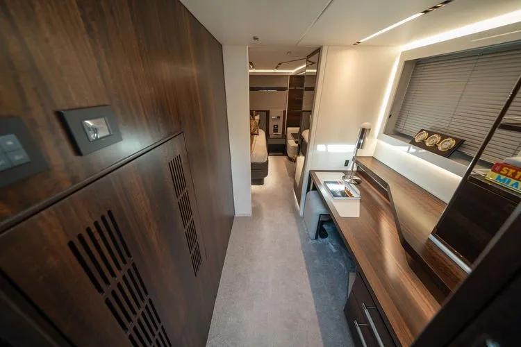 Slide: The Image of 2022 Sunseeker Predator 65 - Image 32 - 32