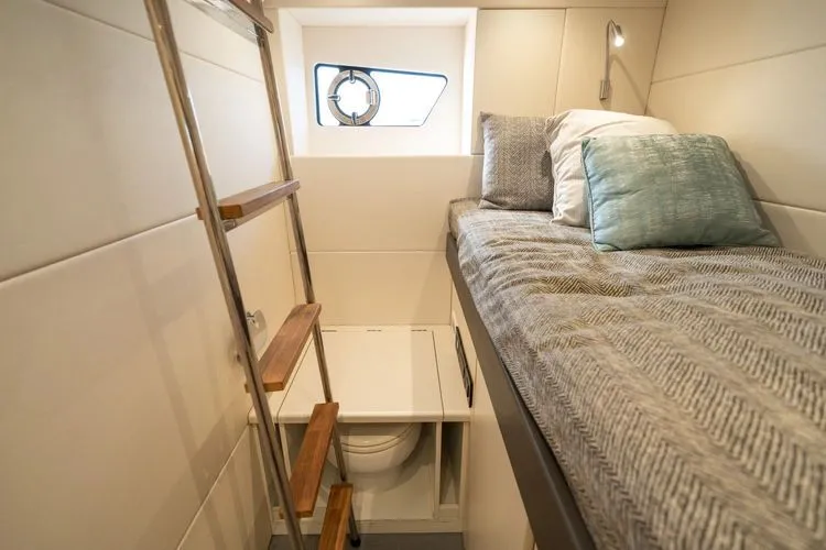 Slide: The Image of 2022 Sunseeker Predator 65 - Image 57 - 57