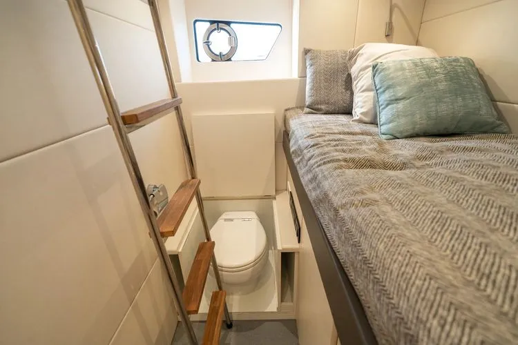 Slide: The Image of 2022 Sunseeker Predator 65 - Image 58 - 58