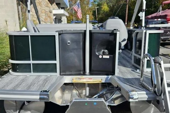 Slide: The Image of 2026 Bennington 22 S Fish pontoon boat, rear view with seating and ladder. - 13