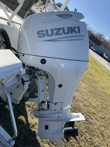 Slide: The Image of Sea Pro 172 Bay 2025 - 5