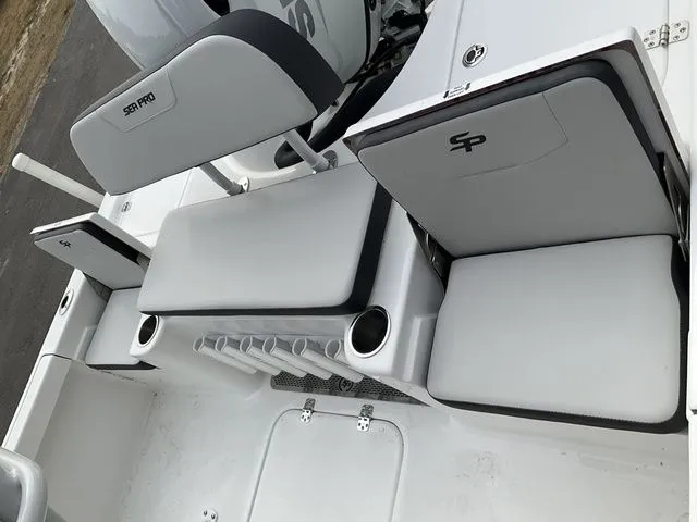 Slide: The Image of Sea Pro 230 Bay Boat 2026 - 15