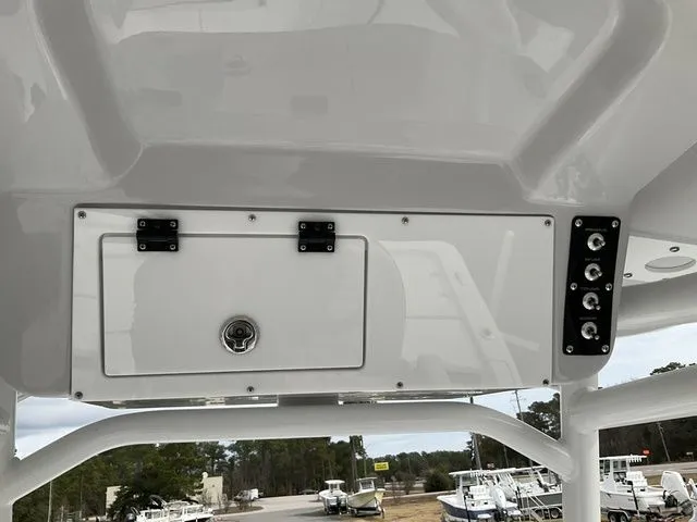 Slide: The Image of Sea Pro 230 Bay Boat 2026 - 20
