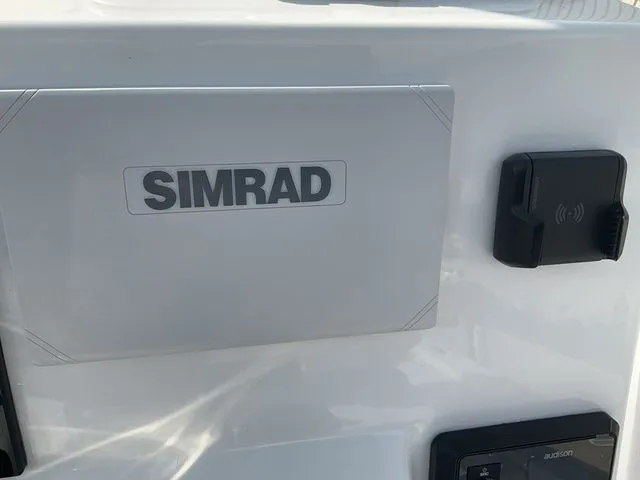 Slide: The Image of Sea Pro 230 Bay Boat 2026 - 21