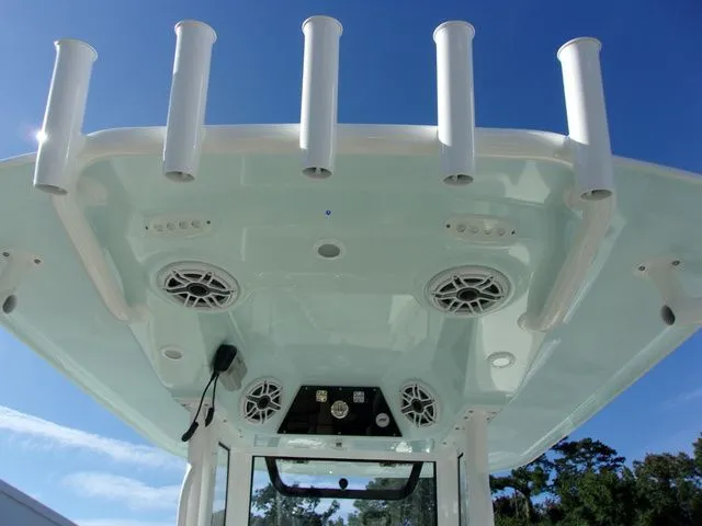 Slide: The Image of Sportsman Heritage 261 Center Console 2026 - 9