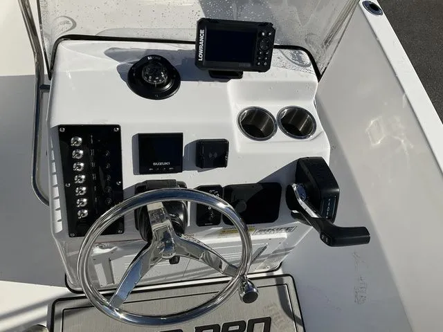 Slide: The Image of Sea Pro 172 Bay 2026 - 9