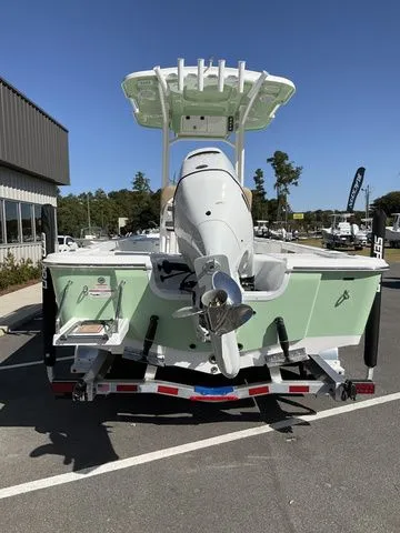 Slide: The Image of Sea Pro 230 DLX 2026 - 30