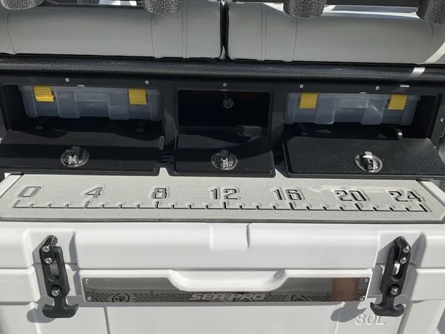 Slide: The Image of Sea Pro 250 Bay Boat 2026 - 19