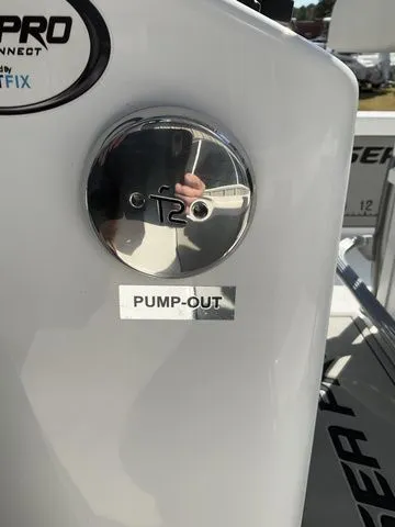 Slide: The Image of Sea Pro 250 Bay Boat 2026 - 33