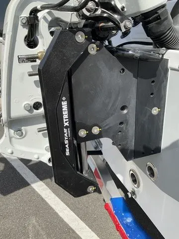 Slide: The Image of Sea Pro 250 Bay Boat 2026 - 38