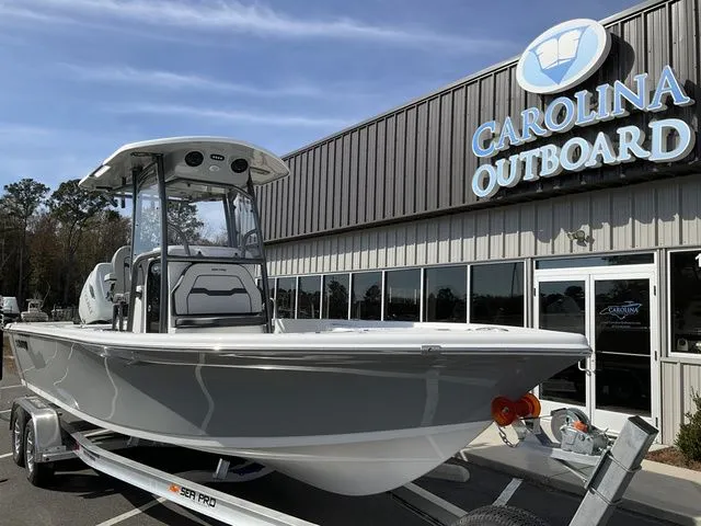 Slide: The Image of Sea Pro 250 Bay Boat 2026 - 4