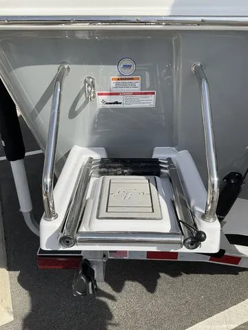 Slide: The Image of Sea Pro 250 Bay Boat 2026 - 42