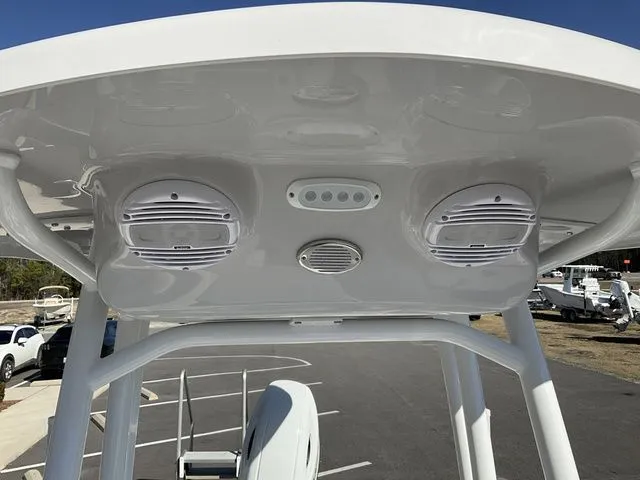 Slide: The Image of Sea Pro 210 Bay Boat 2026 - 10