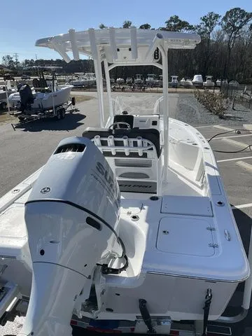 Slide: The Image of Sea Pro 210 Bay Boat 2026 - 28
