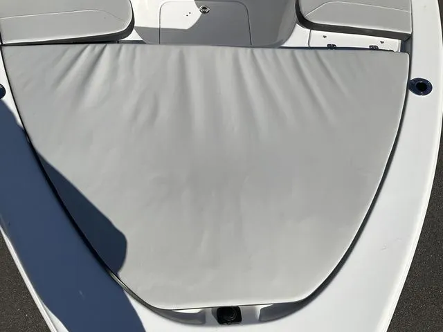 Slide: The Image of Sea Pro 210 Bay Boat 2026 - 8