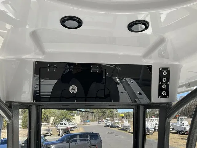 Slide: The Image of Sea Pro 242 Sport 2026 - 23