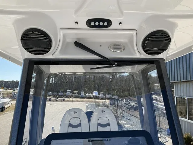 Slide: The Image of Sea Pro 242 Sport 2026 - 32