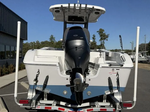 Slide: The Image of Sea Pro 242 Sport 2026 - 4