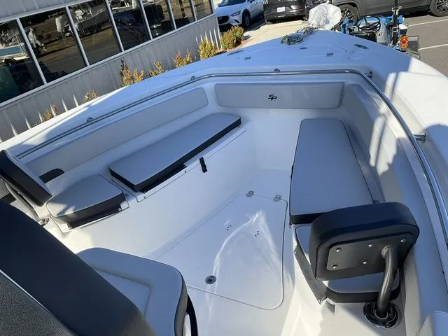 Slide: The Image of Sea Pro 242 Sport 2026 - 9