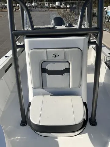 Slide: The Image of Sea Pro 202 Center Console 2026 - 8