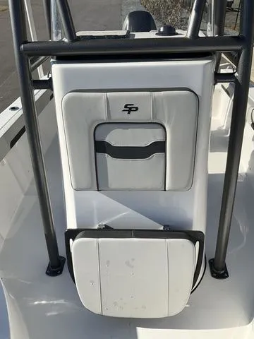 Slide: The Image of Sea Pro 202 Center Console 2026 - 9